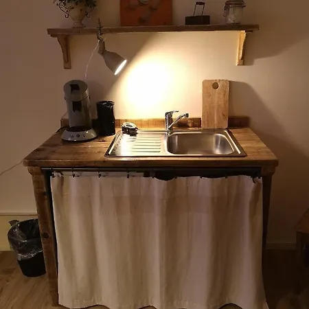 Bed & Breakfast Aan De Lei *